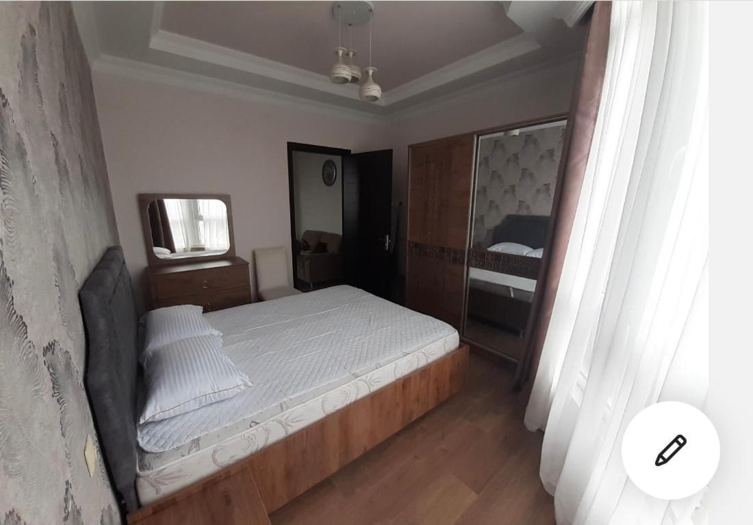 Bn Apartmen'T Appartement Batoemi Buitenkant foto